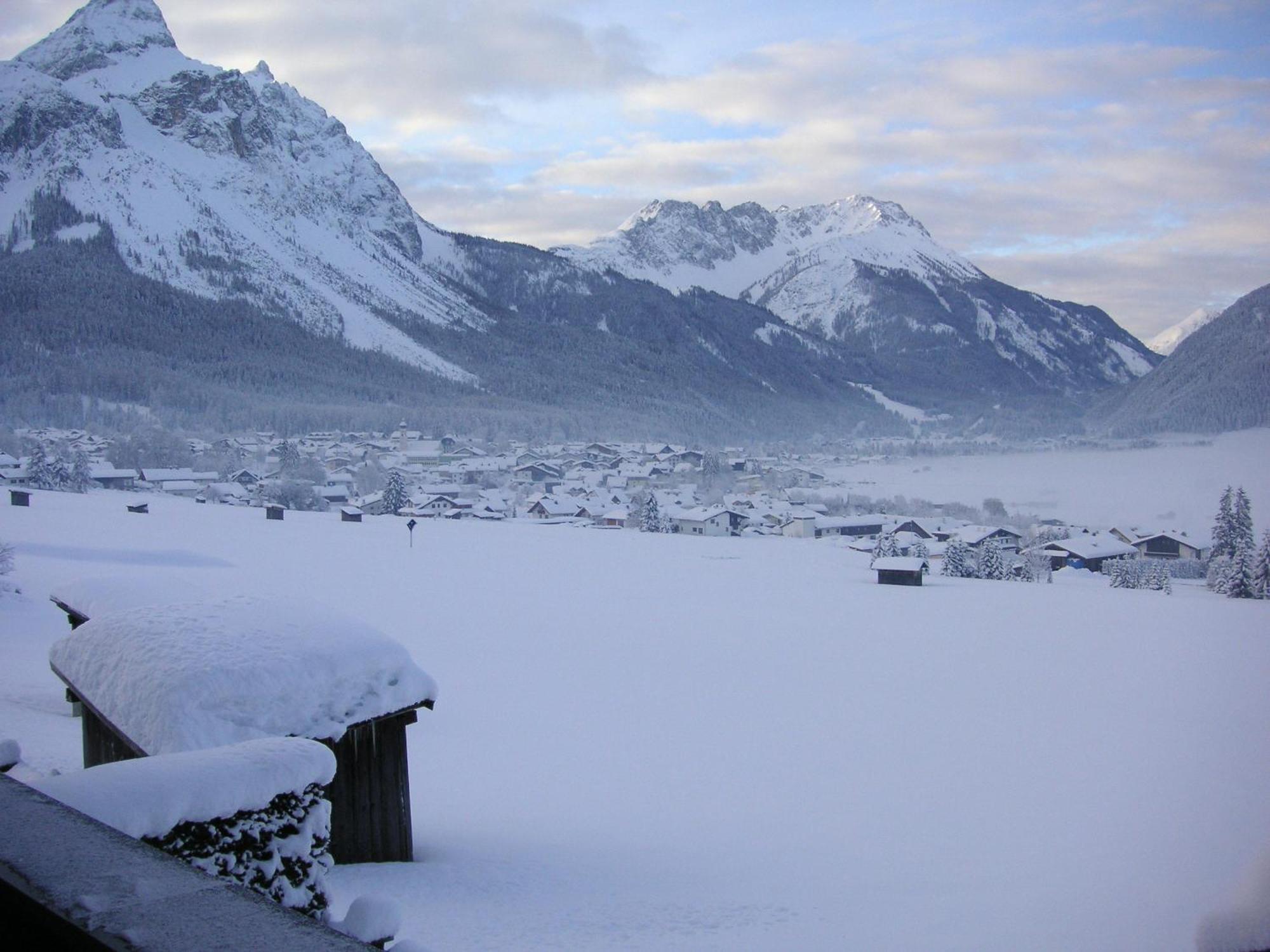Sonnblick Appartement Ehrwald Buitenkant foto